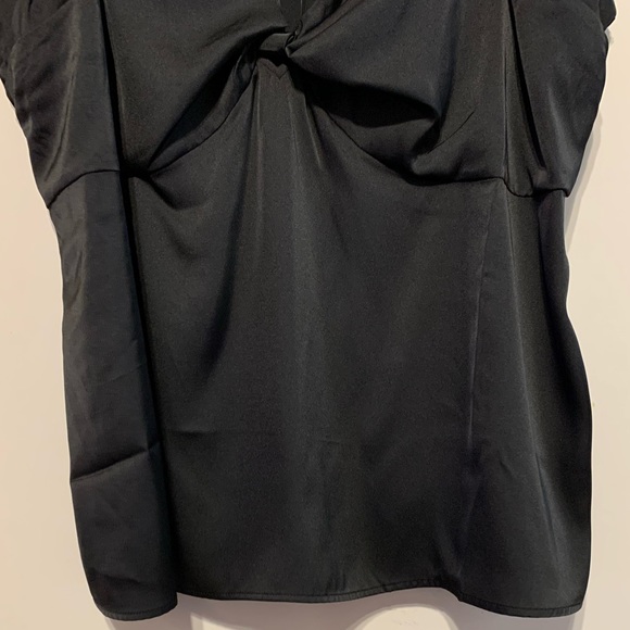 NWT eloquii Twist Detail Satin Cami Size 24 - Picture 4 of 9